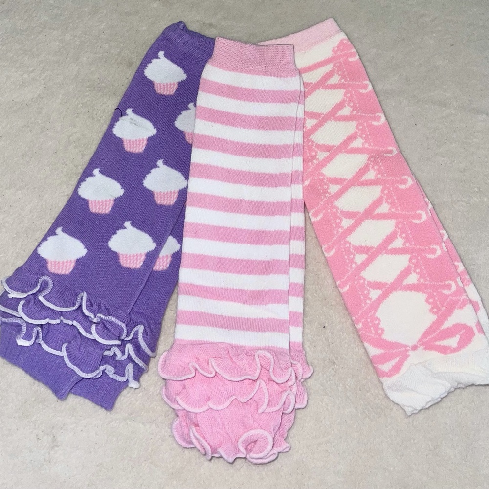 Baby Leg Warmers - Boutique - Never been work.  Fits size 6 months to 3 years